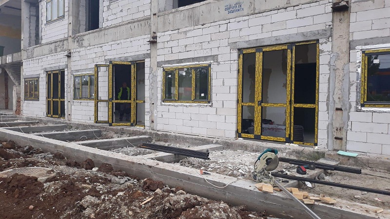 tamplarie aluminiu birouri sc natural srl